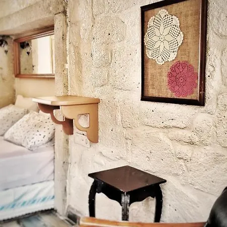 Lilyum - Tas Ev 3* Alaçatı