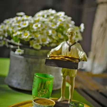 Lilyum - Tas Ev Alaçatı