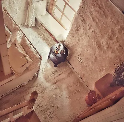 Lilyum - Tas Ev Panzió Alacati