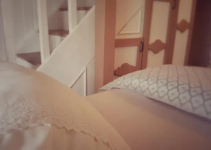 Lilyum - Tas Ev Bed & Breakfast 3*