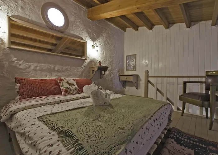 Lilyum - Tas Ev 3* Alacati