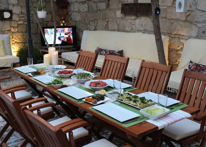 Lilyum - Tas Ev Alacati