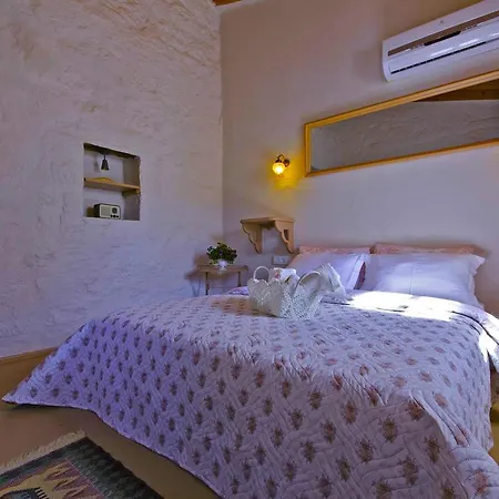 ベッド・アンド・ブレックファスト Lilyum - Tas Ev 3*