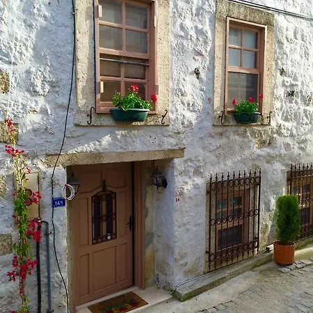 Bed & Breakfast Lilyum - Tas Ev Alacati