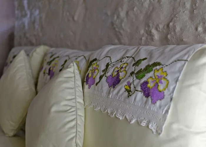 Nocleg ze śniadaniem Lilyum - Tas Ev Alaçatı