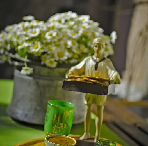 Lilyum - Tas Ev Alaçatı