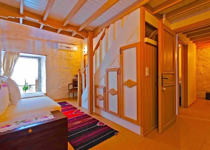 Nocleg ze śniadaniem Lilyum - Tas Ev 3*